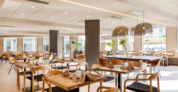 Hotel Marins Beach Club