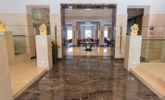 Hotel Maritim Antonine & Spa