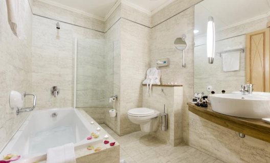 Hotel Maritim Antonine & Spa