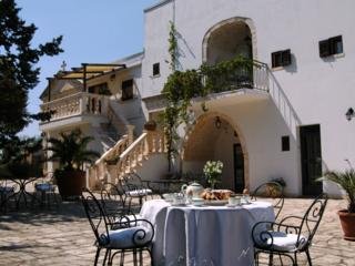 Hotel Masseria Salinola