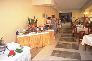 Hotel May
