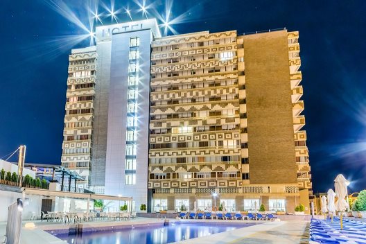 Hotel Maya