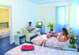 Hotel M.C Mahberi Beach