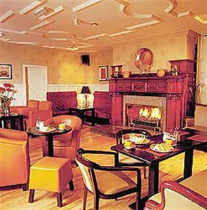 Hotel Mceniff Skylon