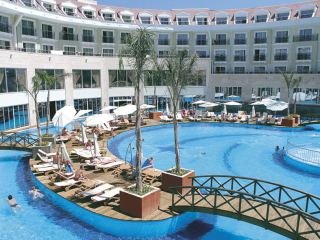 Hotel Meder Resort
