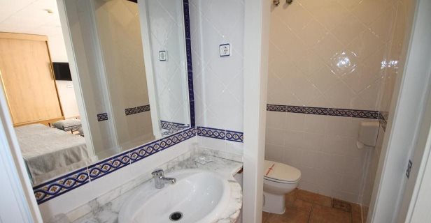 Hotel Mediterraneo Carihuela