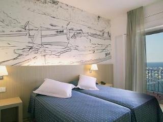 Hotel Mediterrani