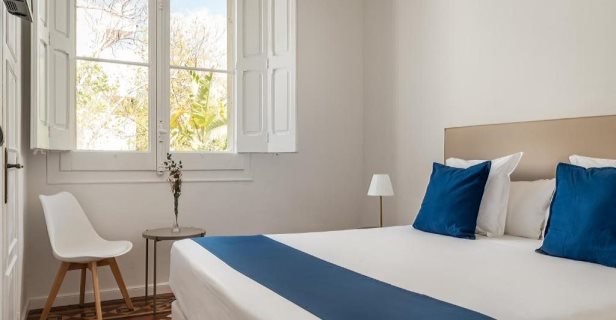 Hotel Medium Romantic