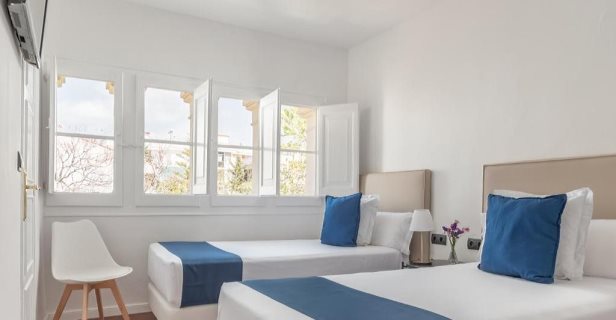 Hotel Medium Romantic