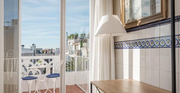 Hotel Medium Romantic