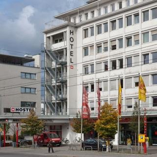 Hotel Meininger Munich City Center