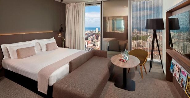 Hotel Meliá Barcelona Sky