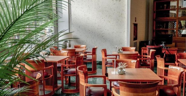 Hotel Melia Plaza
