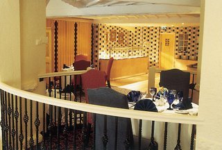Hotel Menzies Baron's Court