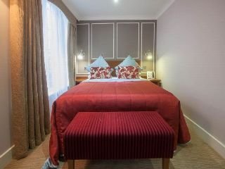 Hotel Menzies London Chigwell