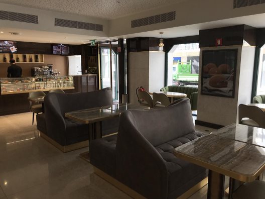Hotel Meraprime Gold Design
