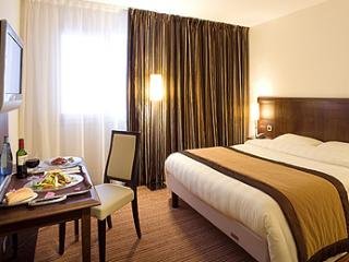Hotel Mercure Angers Lac De Maine