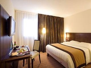 Hotel Mercure Angers Lac De Maine