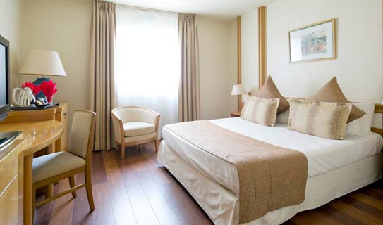 Hotel Mercure Cannes Croisette Beach