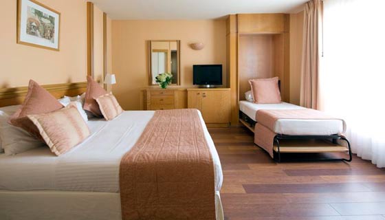 Hotel Mercure Cannes Croisette Beach