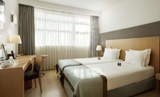 Hotel Mercure Lisboa Almada