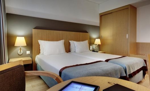 Hotel Mercure Lisboa Almada