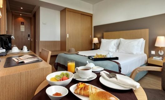 Hotel Mercure Lisboa Almada