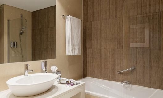 Hotel Mercure Lisboa Almada