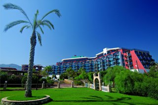 Hotel Merit Crystal Cove