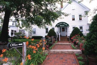 Hotel Merrill Farm Resort