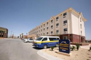 Hotel Microtel Inn & Suites By Us Consulate