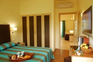 Hotel Minos Mare Royal