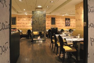 Hotel Moevenpick Paris Neuilly