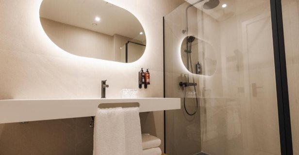 Hotel Mondragon