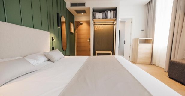 Hotel Mondragon