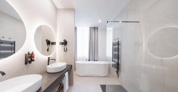 Hotel Mondragon