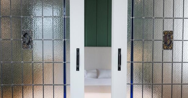 Hotel Mondragon
