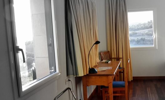 Hotel Monestir De Les Avellanes