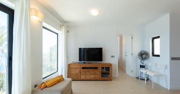 Hotel Monte Del Moro Seaside Suites
