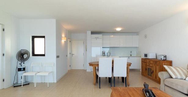 Hotel Monte Del Moro Seaside Suites