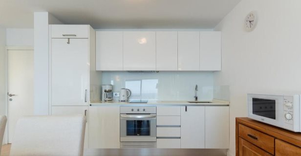Hotel Monte Del Moro Seaside Suites