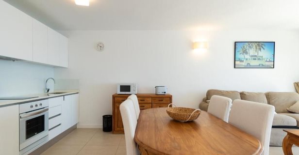 Hotel Monte Del Moro Seaside Suites
