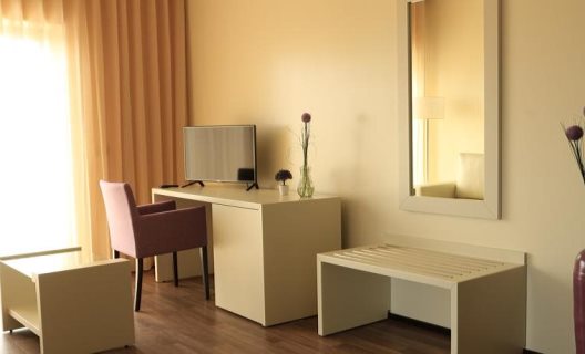 Hotel Monte Lírio