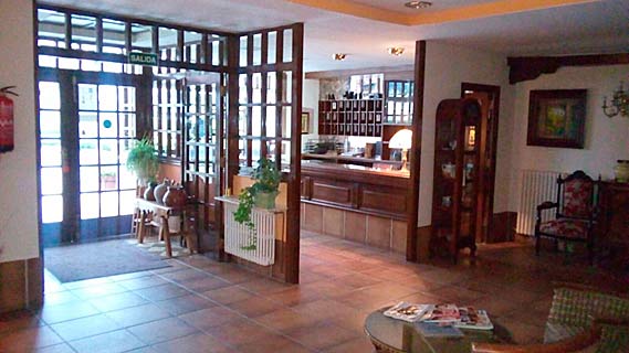 Hotel Montes Blancos