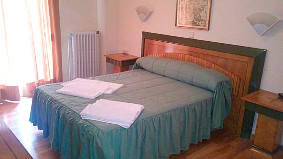 Hotel Montes Blancos