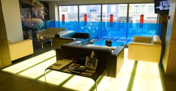 Hotel Moon