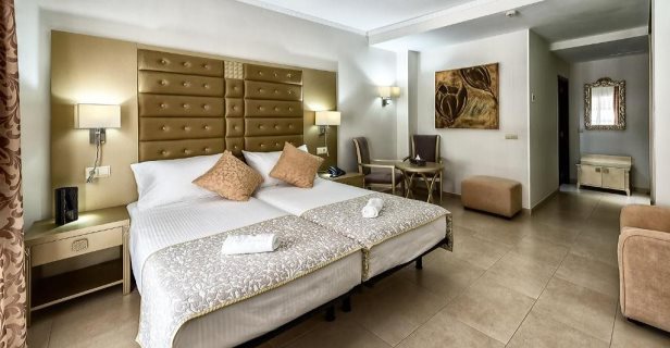 Hotel Moon Dreams Torremolinos Spa