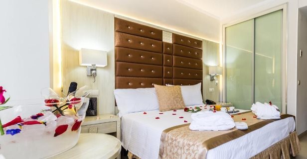 Hotel Moon Dreams Torremolinos Spa