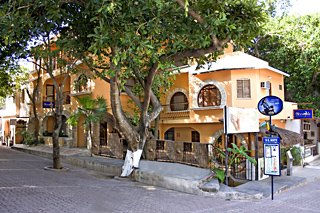 Hotel Moongate