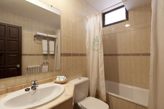 Hotel Mora
